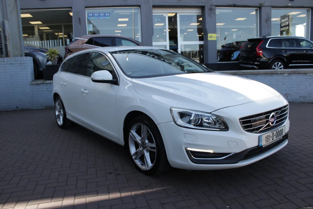 2018 VOLVO V60 - Image 1