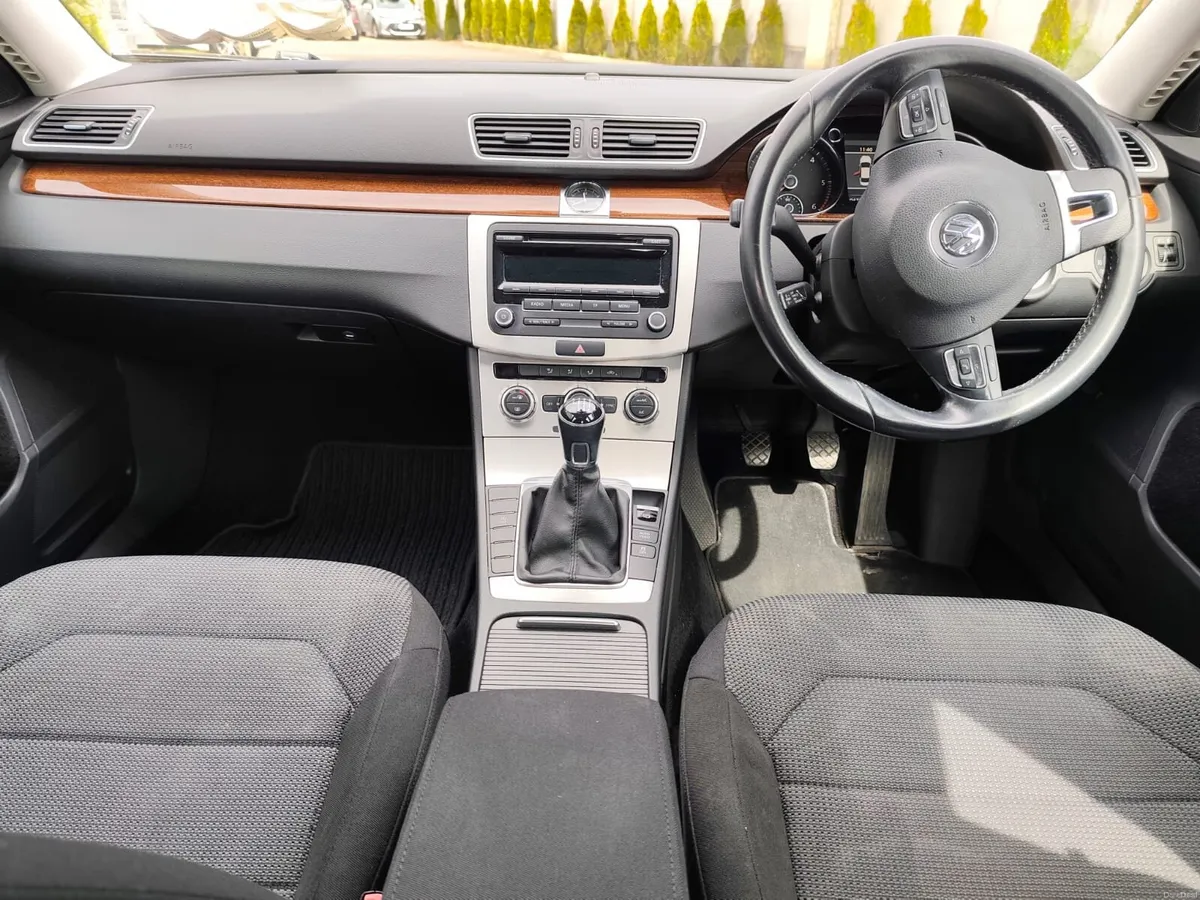 Volkswagon Passat 1.6 TDI Ex Condt - Image 4