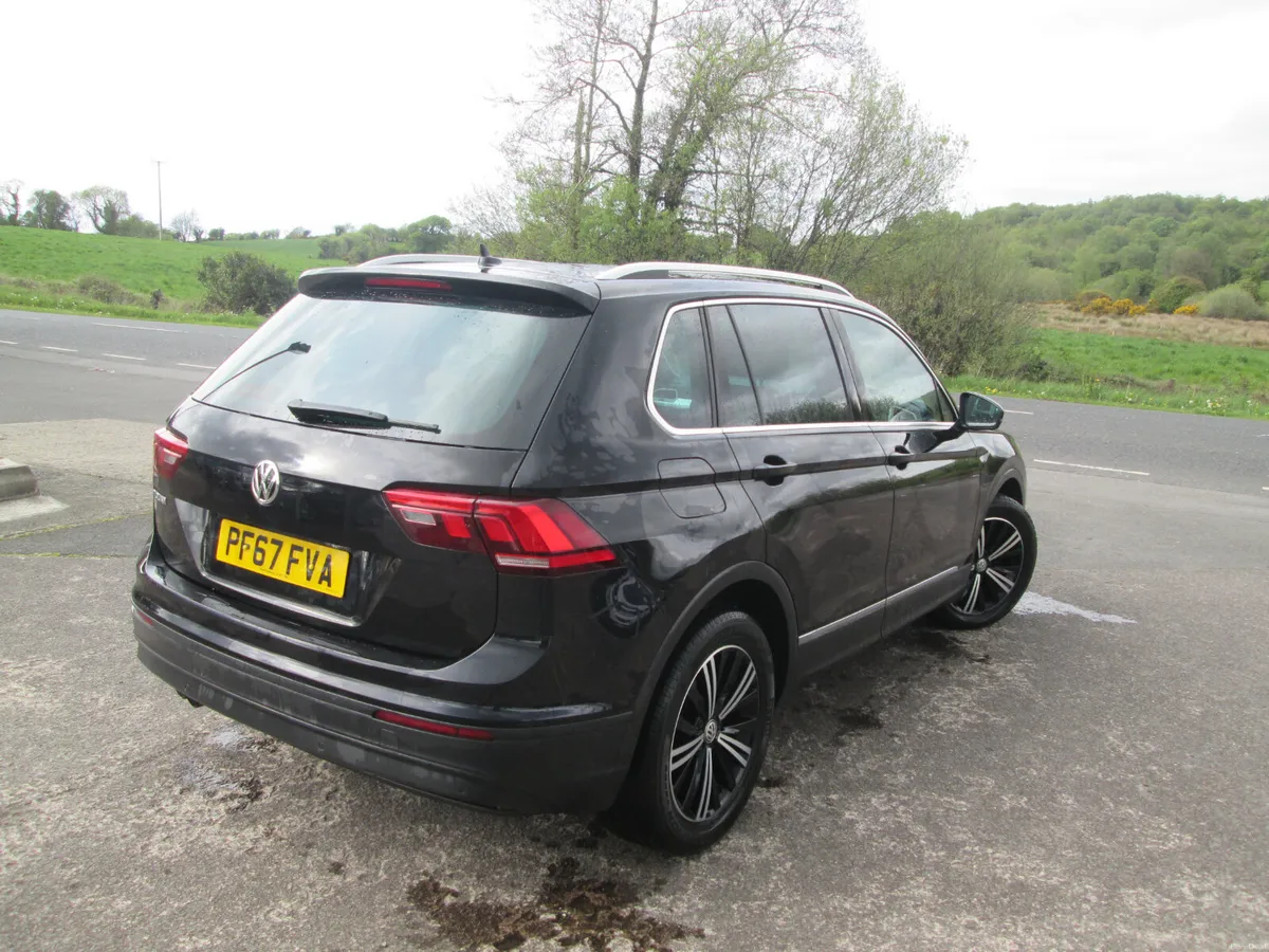 2018  VOLKSWAGEN  TIGUAN  2.0  TDI  SE  NAV  5DR - Image 4