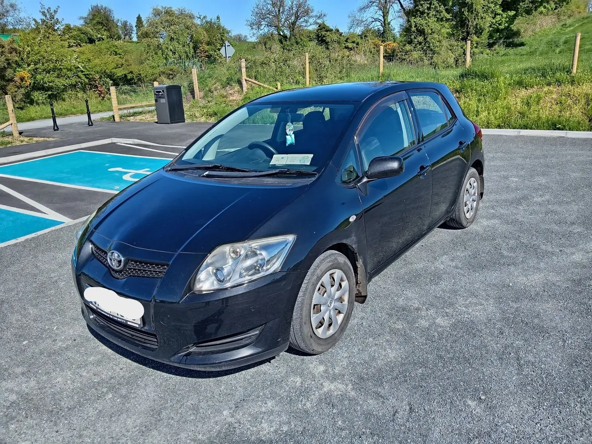 2007 Toyota Auris  1.4  D4D - Image 1