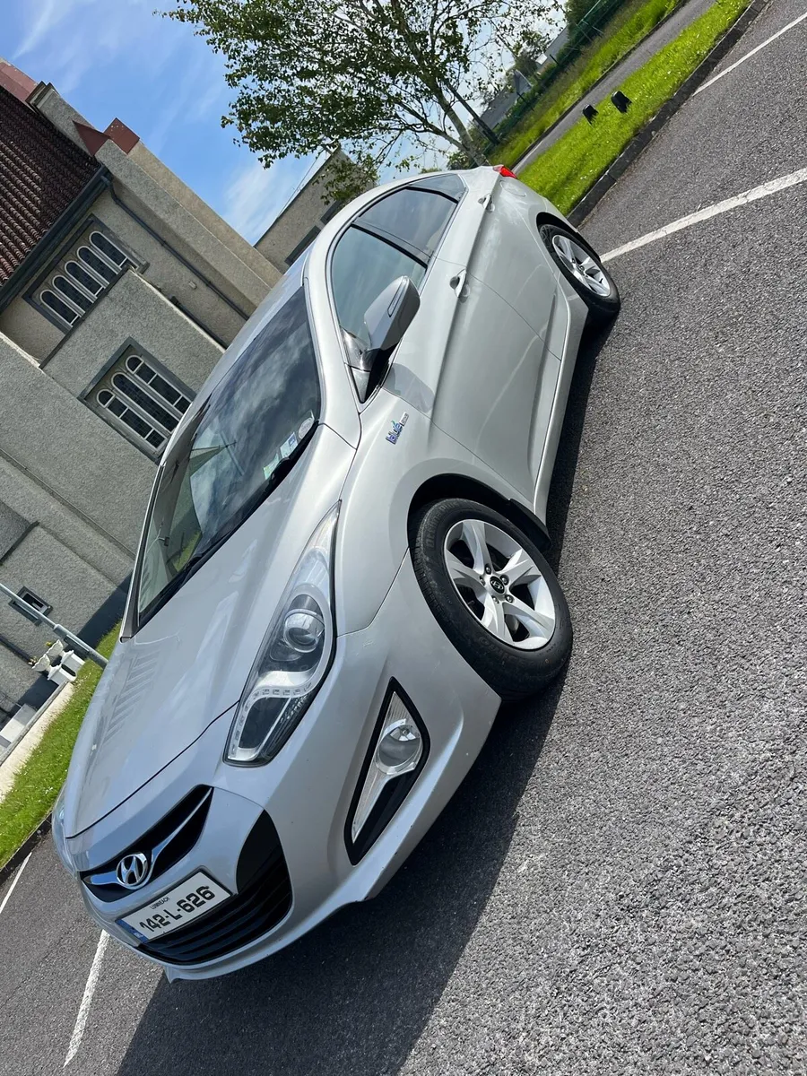 Hyundai i40 - Image 2