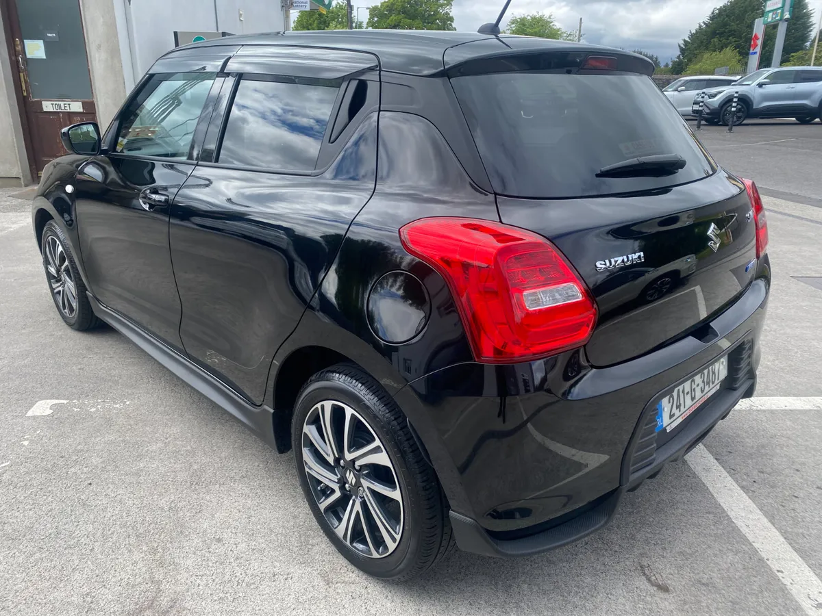 Suzuki Swift **BLACK EDITION** - Image 6