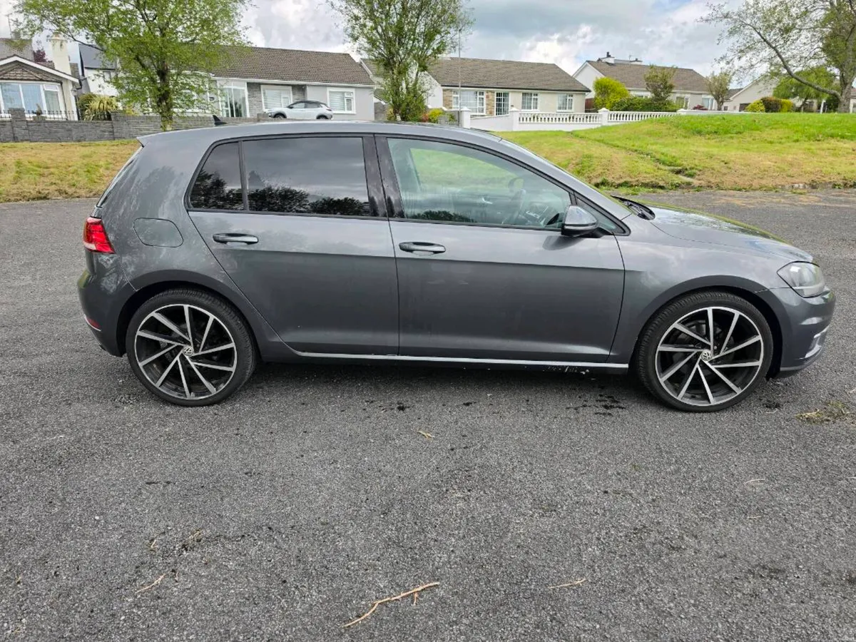 172 Volkswagen Golf 1.6TDI Comfortline - Image 4