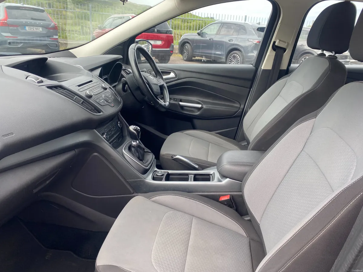 2017 Ford Kuga 1.5 TDCI ZETEC 120PS 2WD 5DR - Image 5