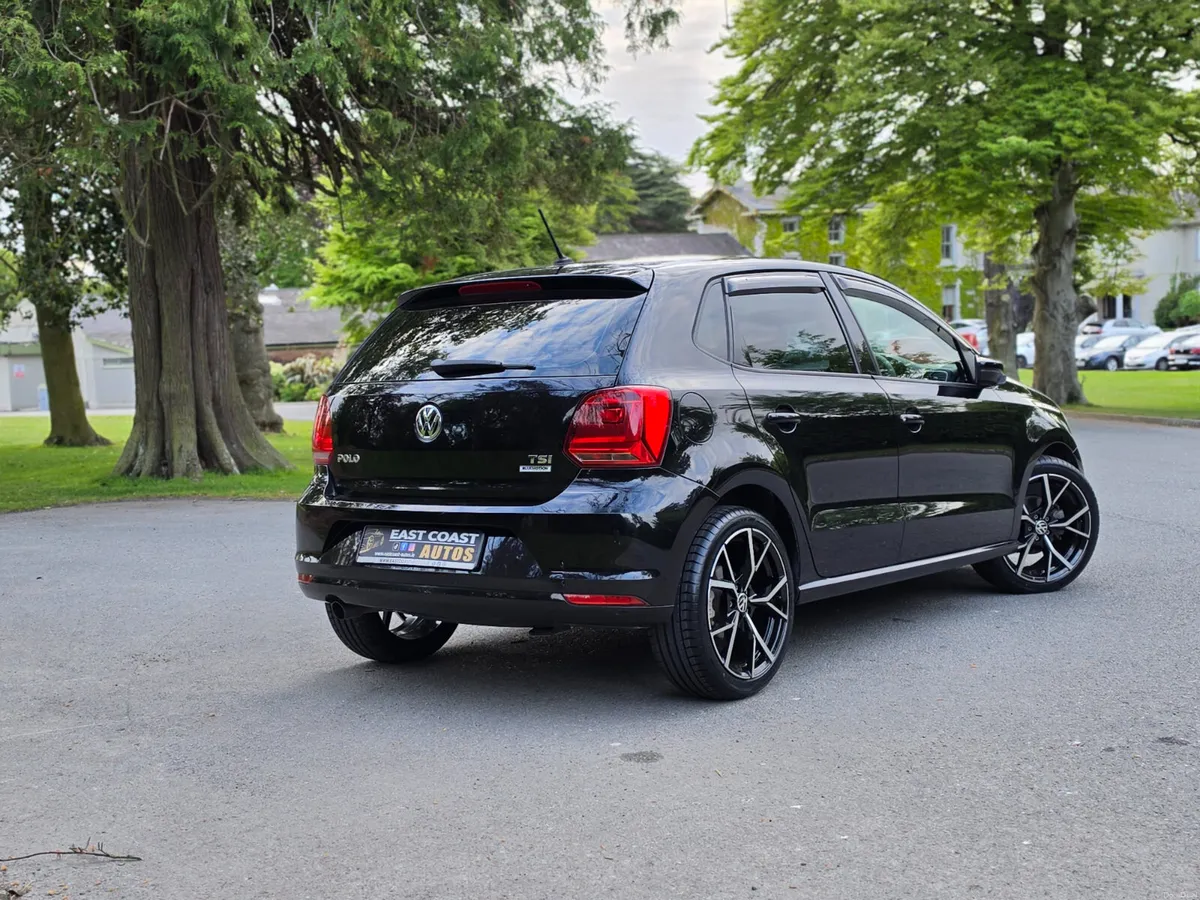 2017 Volkswagen Polo 1.2 Petrol Automatic DSG Comf - Image 4