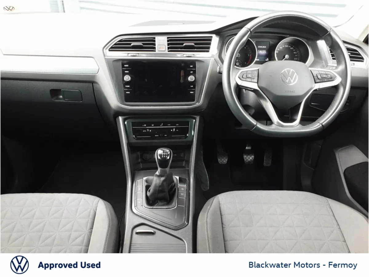 Volkswagen Tiguan 2.0TDI 122BHP LIFE - Image 3