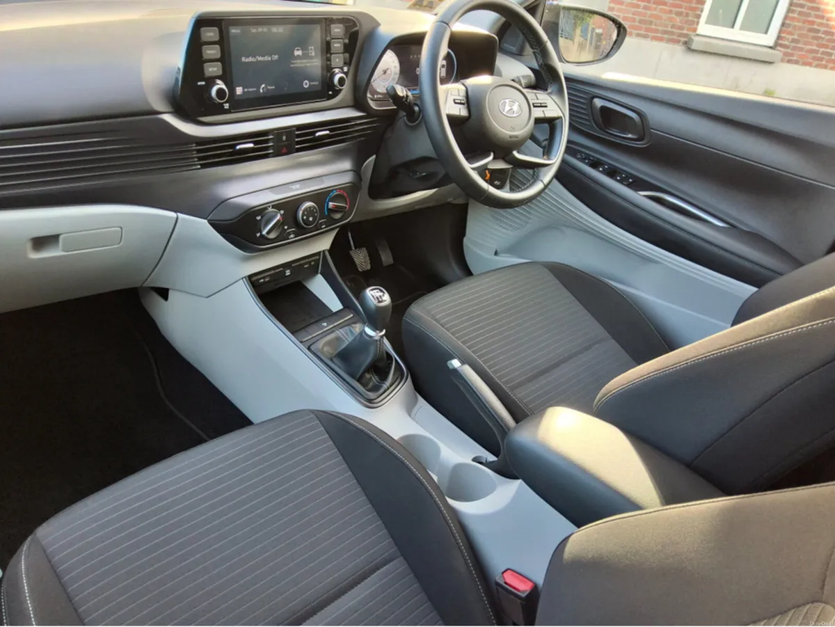 Hyundai i20 DELUXE PLUS 5DR - Image 6