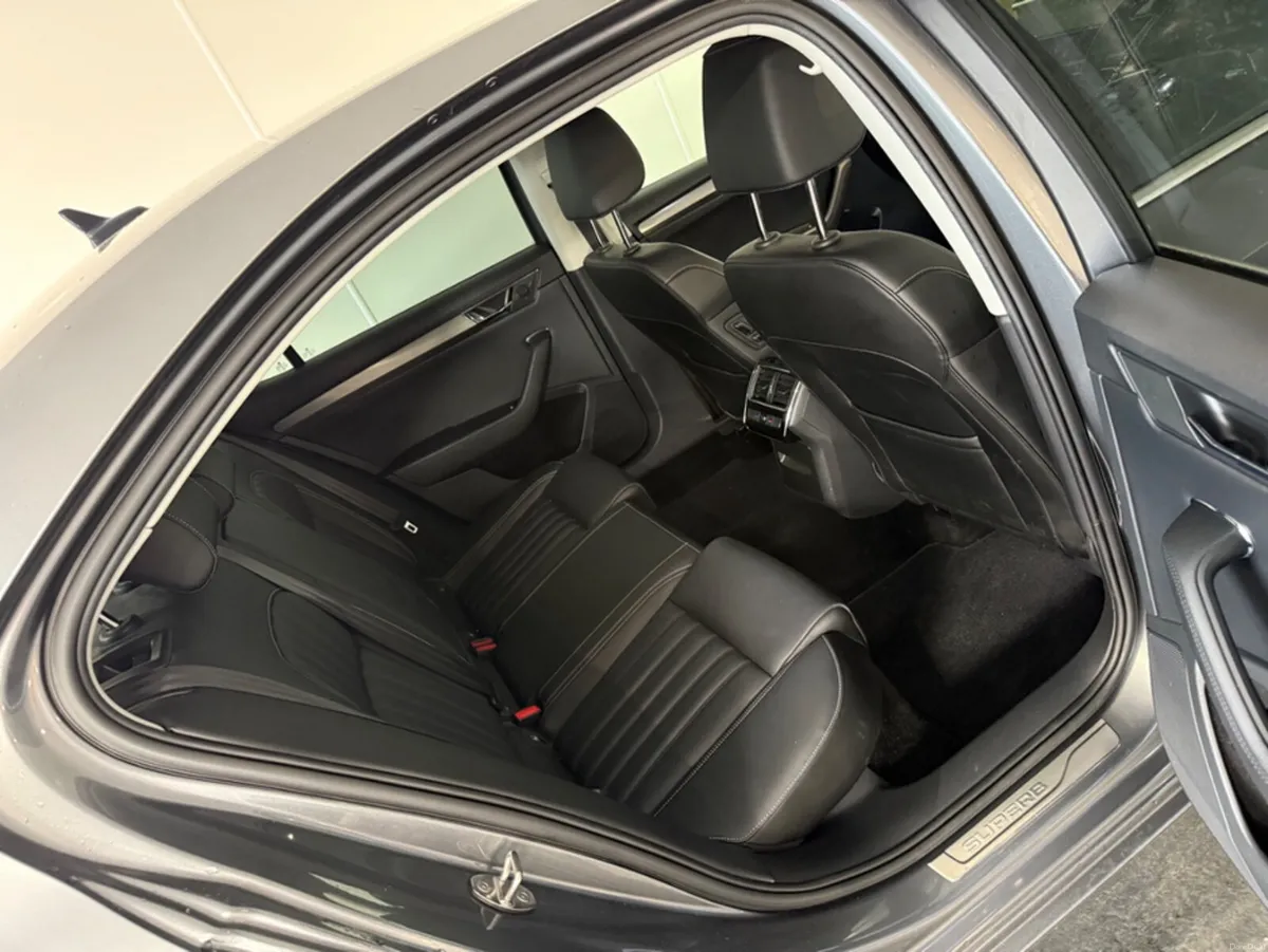 Skoda Superb STYLE 2.0 TDI 150HP DSG 5DR - Image 5