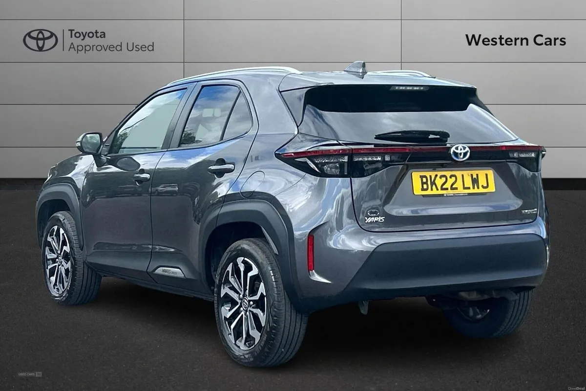 Toyota Yaris Cross 1.5 VVT-h Design E-CVT Euro 6 ( - Image 4