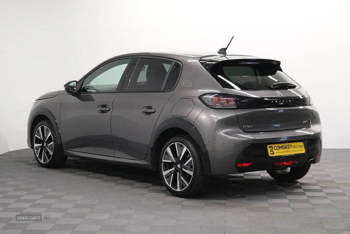 Peugeot 208 BlueHDi GT - Image 4