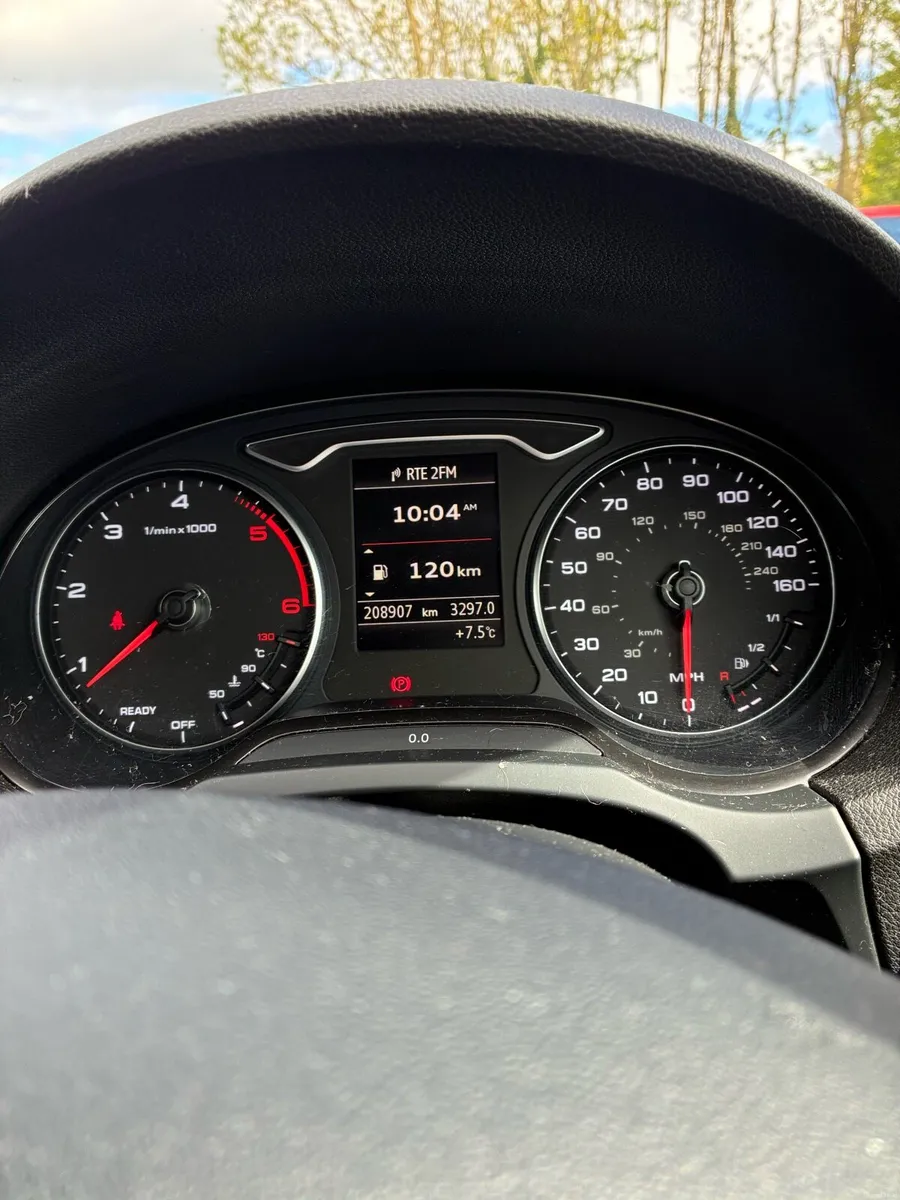 2015 Audi a3 - Image 6