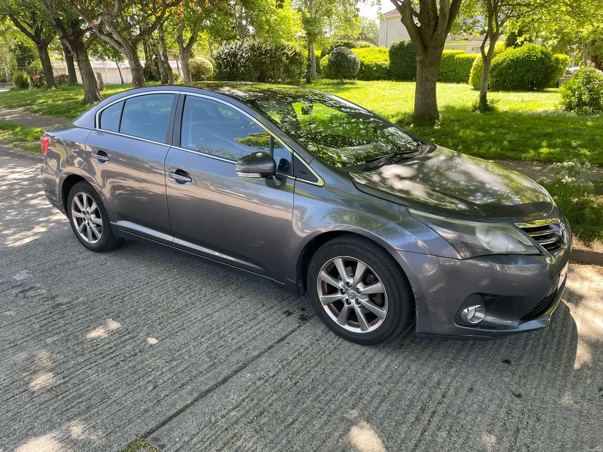 Toyota Avensis 2013 - Image 3