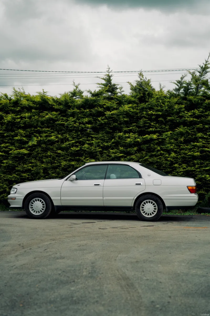 🌟 1994 Toyota Crown Royal Touring (JZS141) 🌟 - Image 2