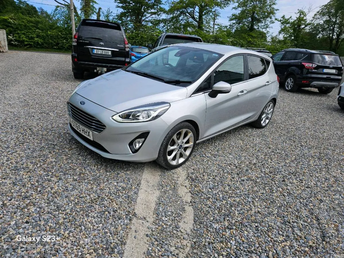 Ford fiesta titanium x - Image 2