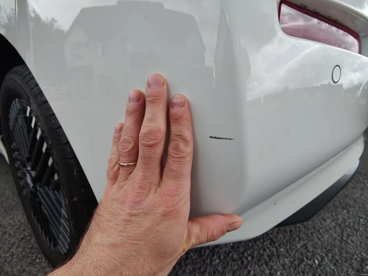 Nissan Leaf 2025 - Image 3