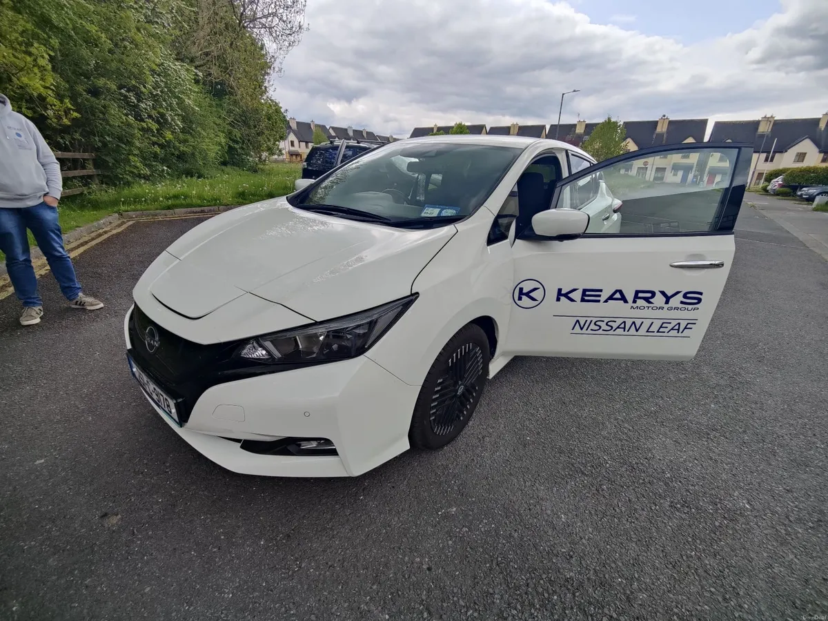 Nissan Leaf 2025- Prize win - 900 km since new!! - Image 5