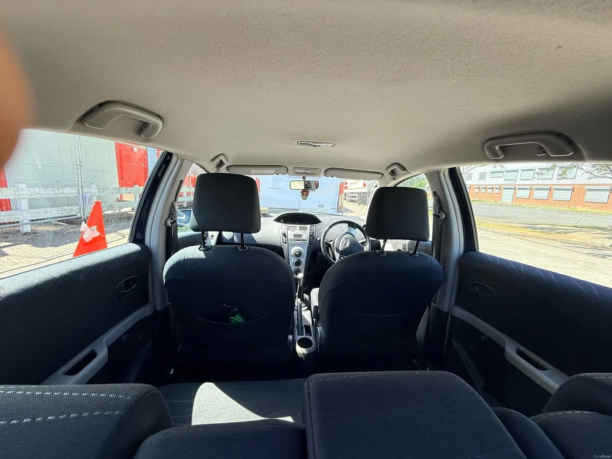 Toyota Yaris 2008 low mileage - Image 2