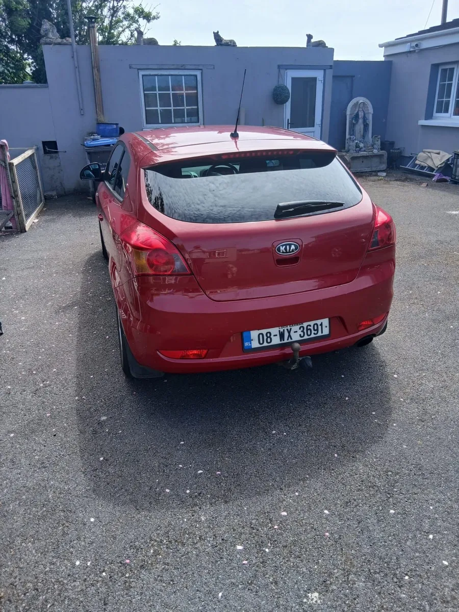Kia Ceed 2008 - Image 1