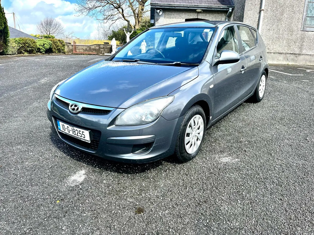 2010 Hyundai i30 1.6 diesel - Image 2