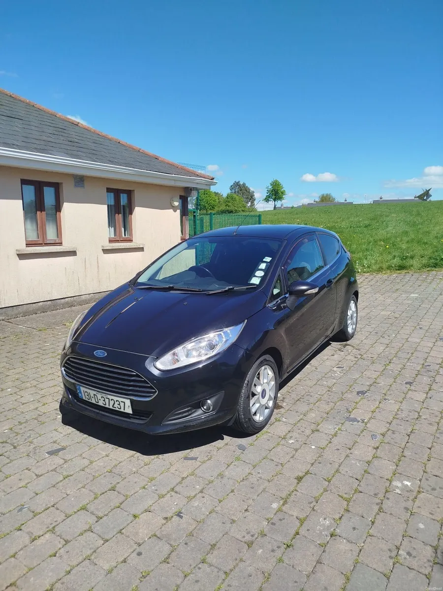 Ford Fiesta 2013 - Image 1