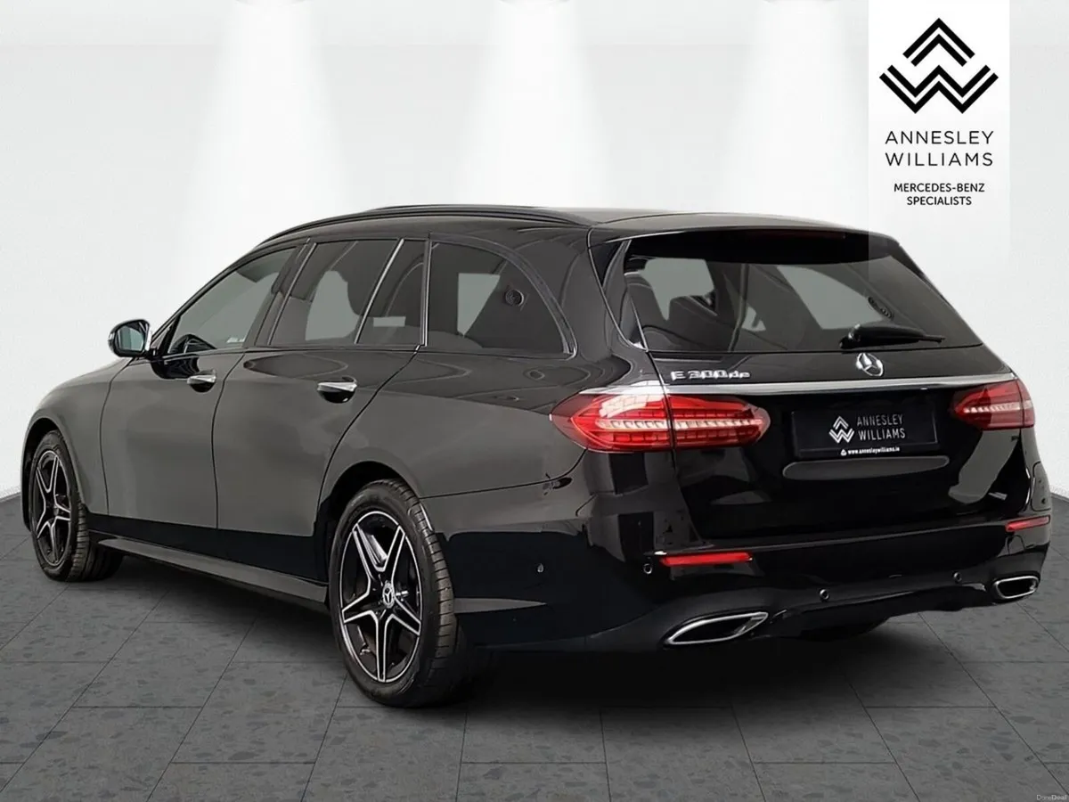 Mercedes-Benz E-Class E300 de AMG Line Premium + E - Image 6