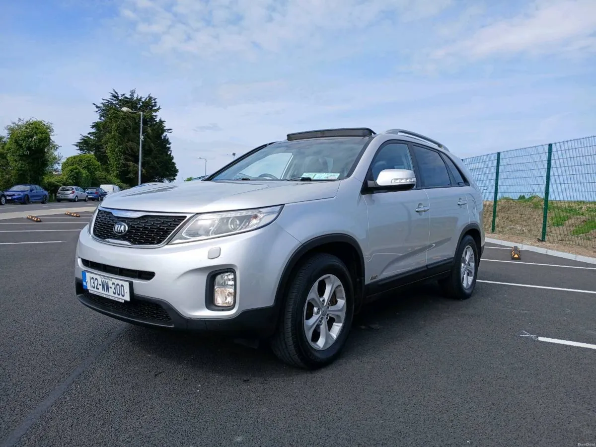TOP SPEC 4X4 7 SEATER FULL LEATHER CHEAP TAX - Image 3