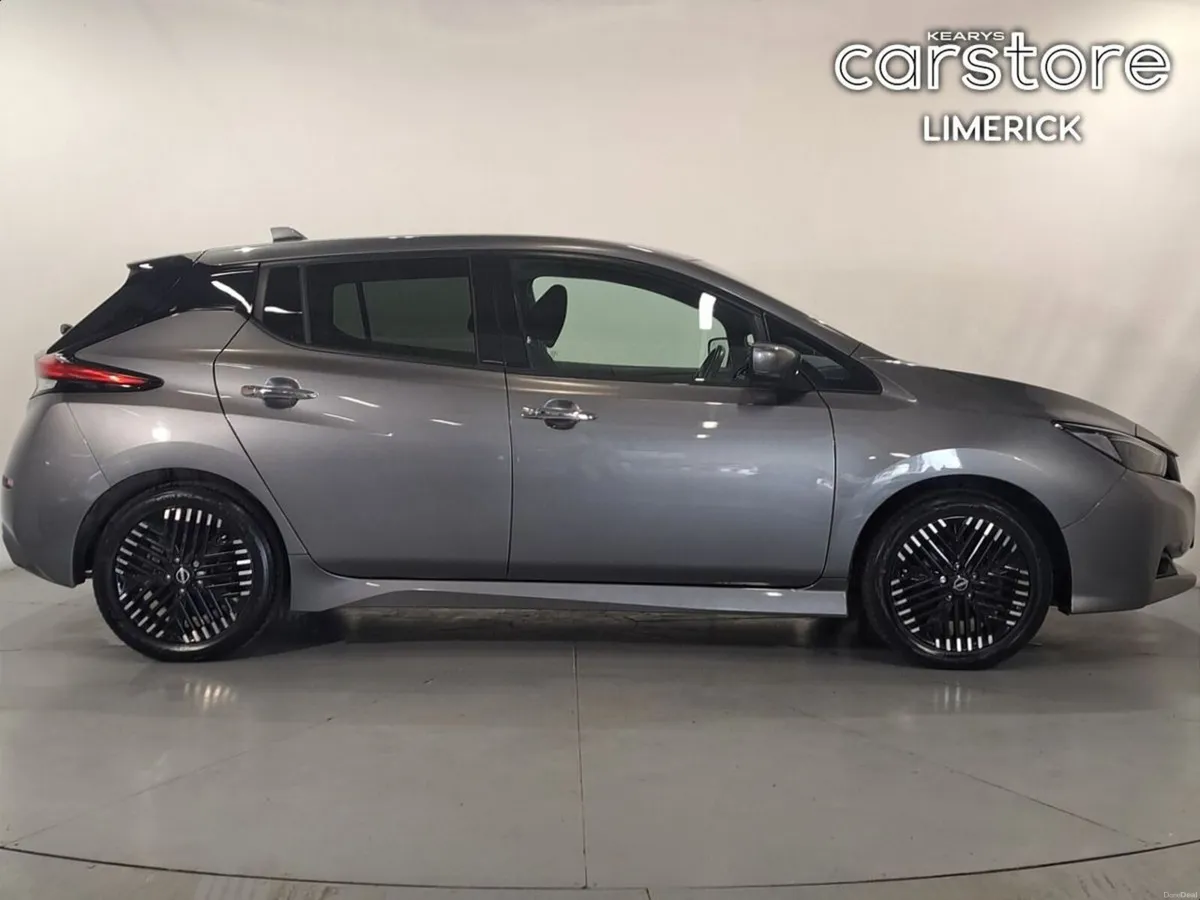 Nissan Leaf Leaf N-Connecta  N-Connecta  150 Elect - Image 2