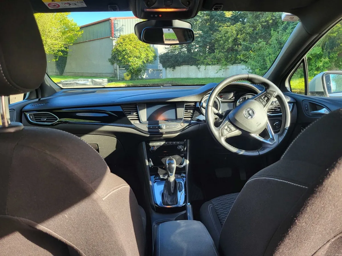 2017 Vauxhall Astra SRi 1.4 Turbo Estate – Auto - Image 6
