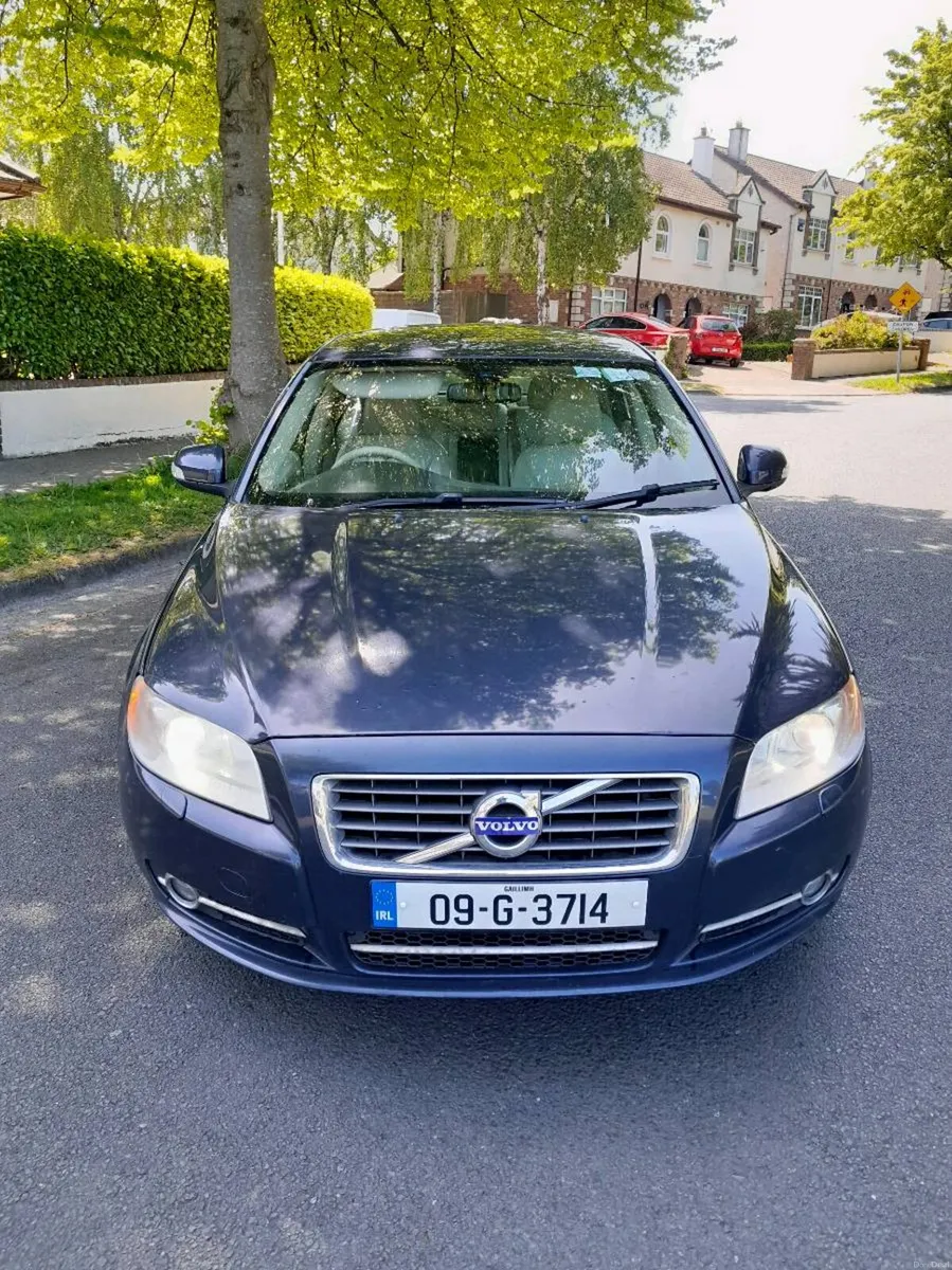 Volvo s80 2009 diesel - Image 2