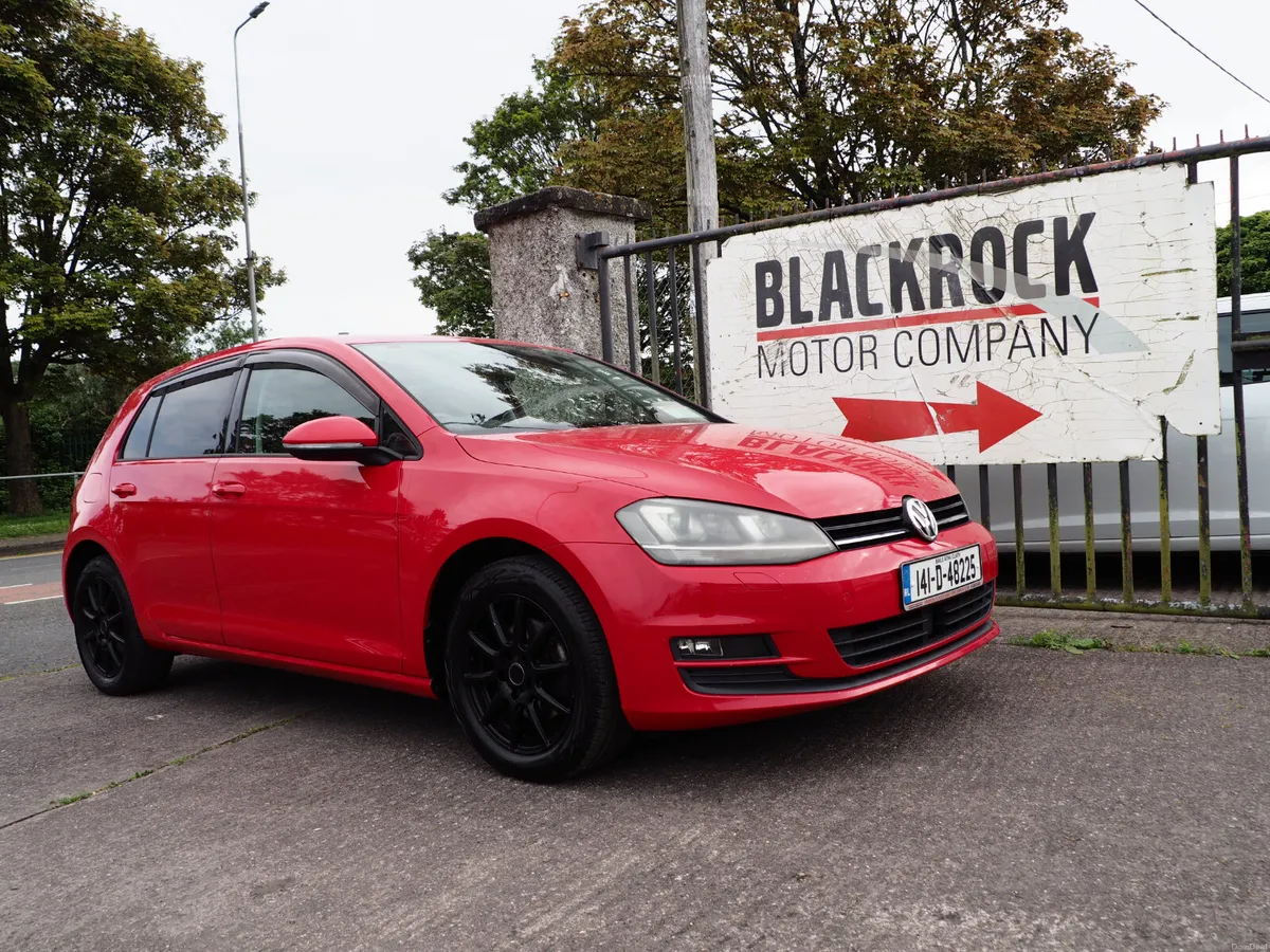 Volkswagen Golf 2014 AUTOMATIC - Image 1