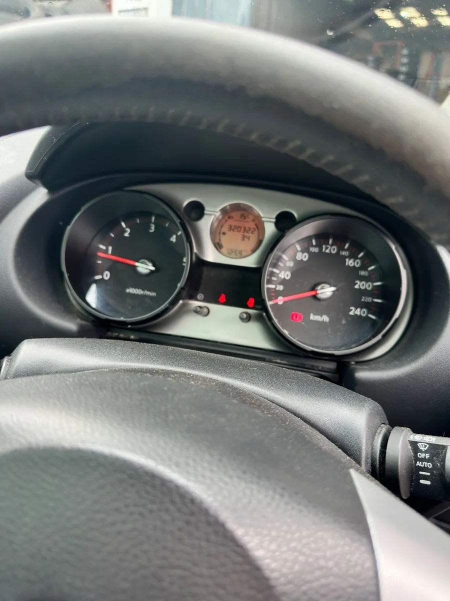 Nissan Qashqai 2008 - Image 3
