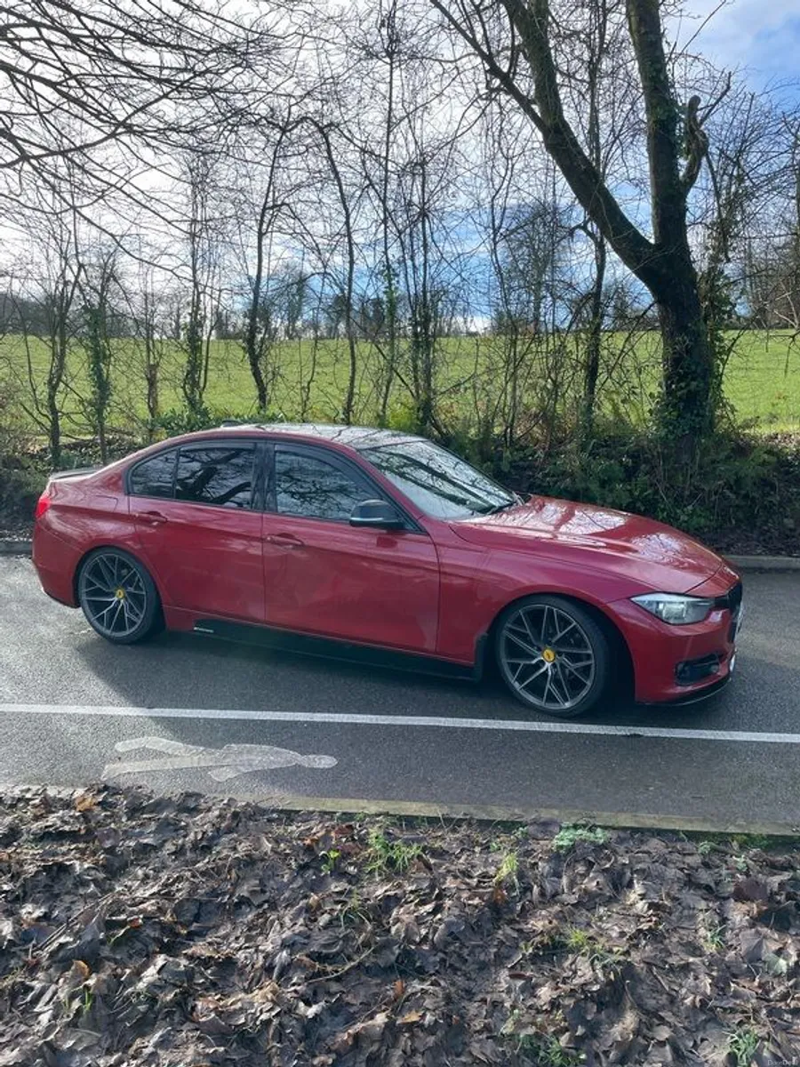 2014 Bmw 318d sport - Image 2