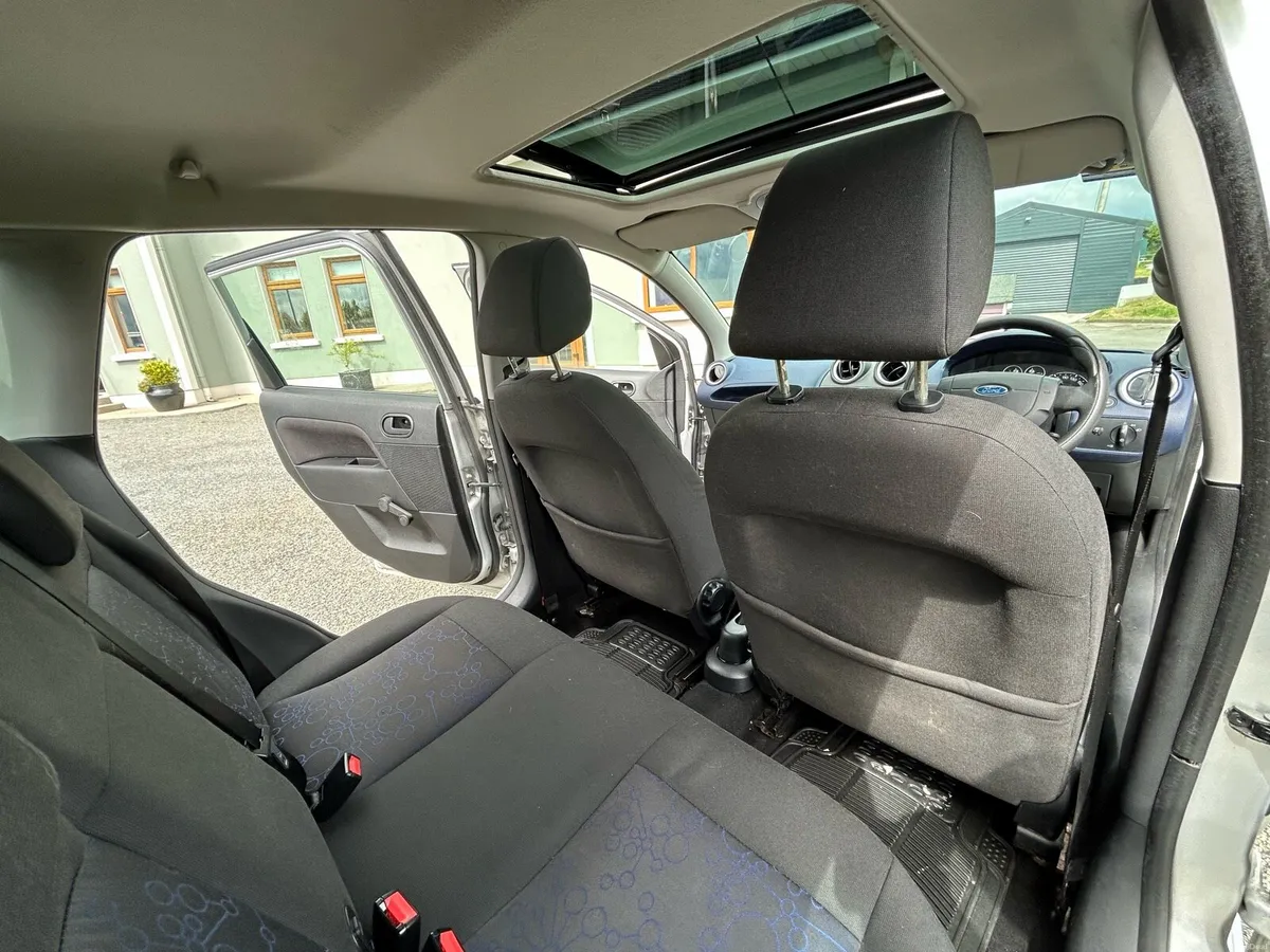 Ford fiesta - Image 3
