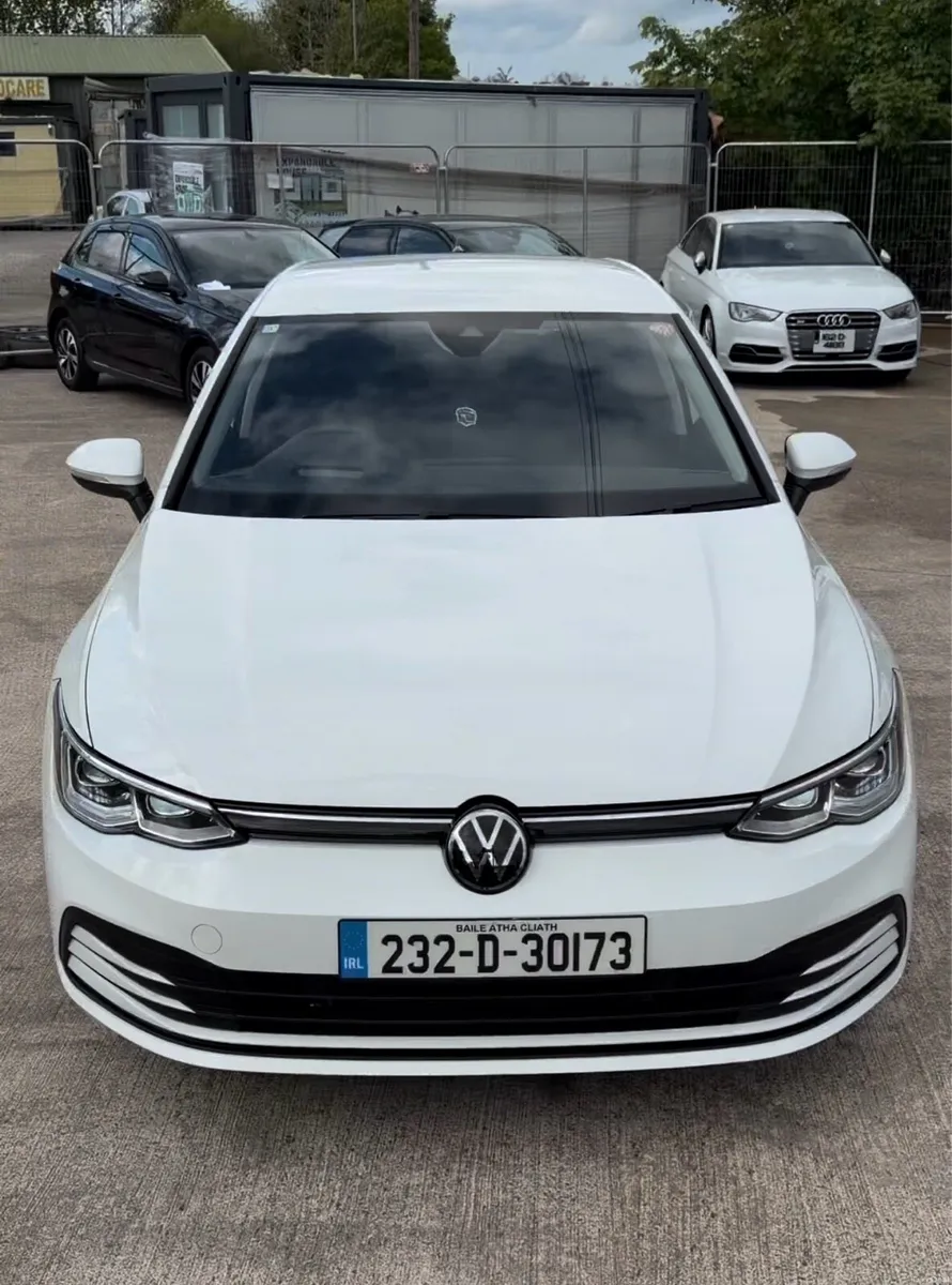 VOLKSWAGEN MK8 GOLF STYLE-2.0TDI-AUTOMATIC-44KMS - Image 3