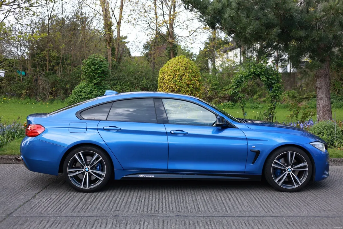 Car - Image 3