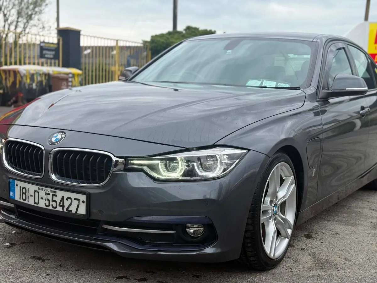 BMW 330e Sport 2018 - Image 4