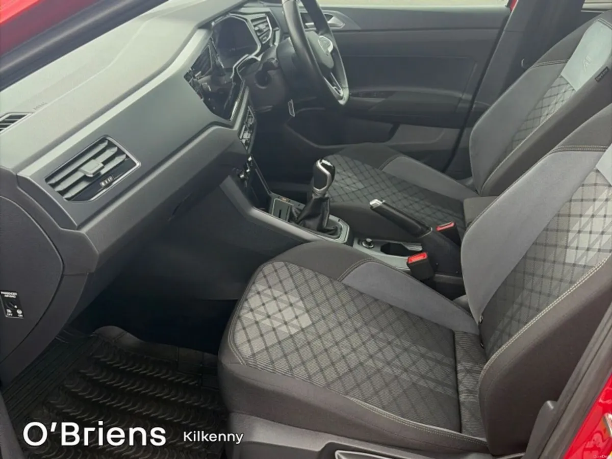 Volkswagen Taigo R-LINE 1.0 TSI 110 BHP 5DR *TOP S - Image 4