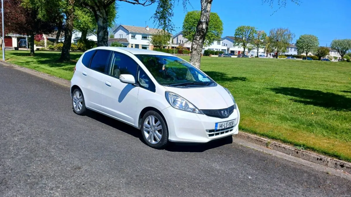 2014 Honda Jazz 1.4 I-VTEC ES+ - Image 5