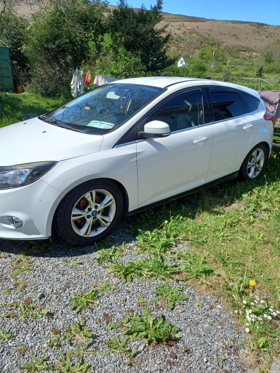 Ford Focus 2012 - Image 1