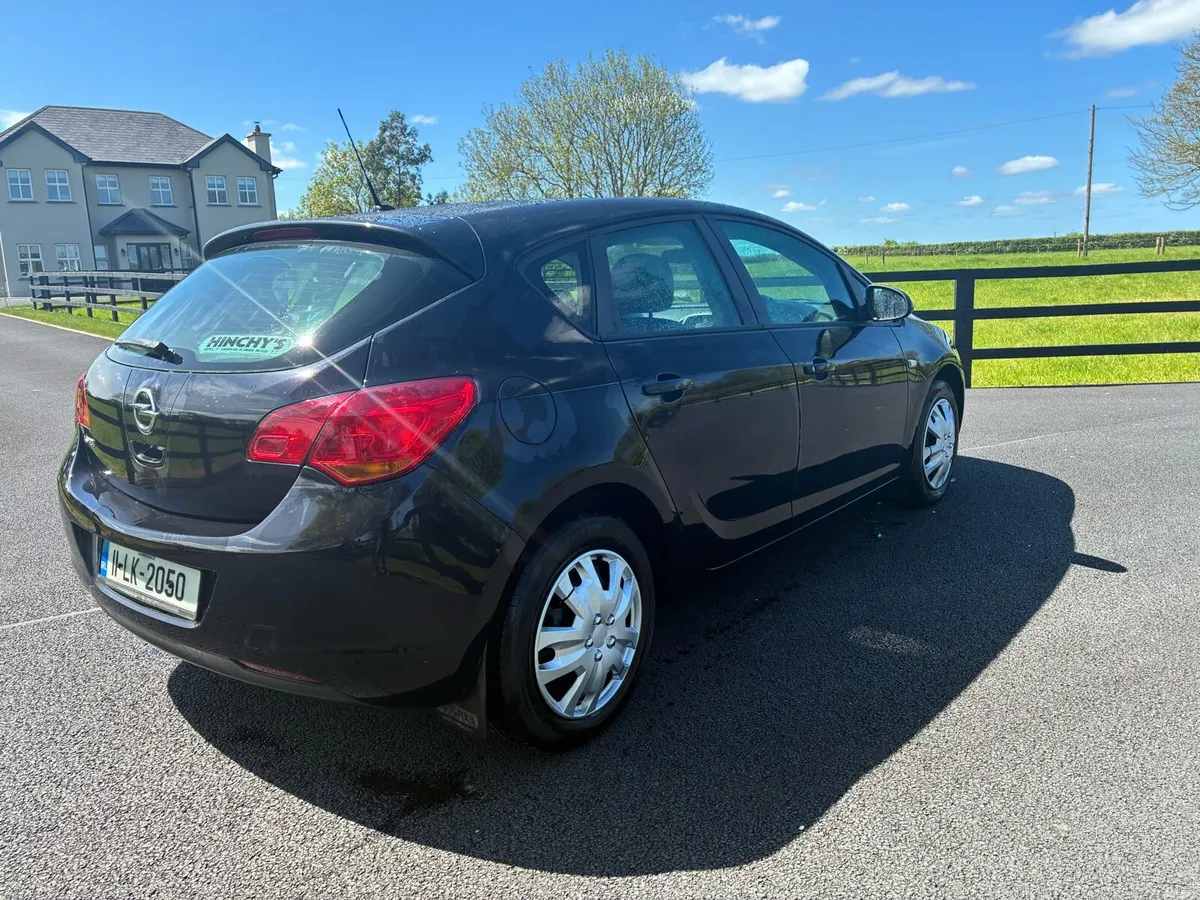 Opel Astra 1.4 Petrol - Image 4