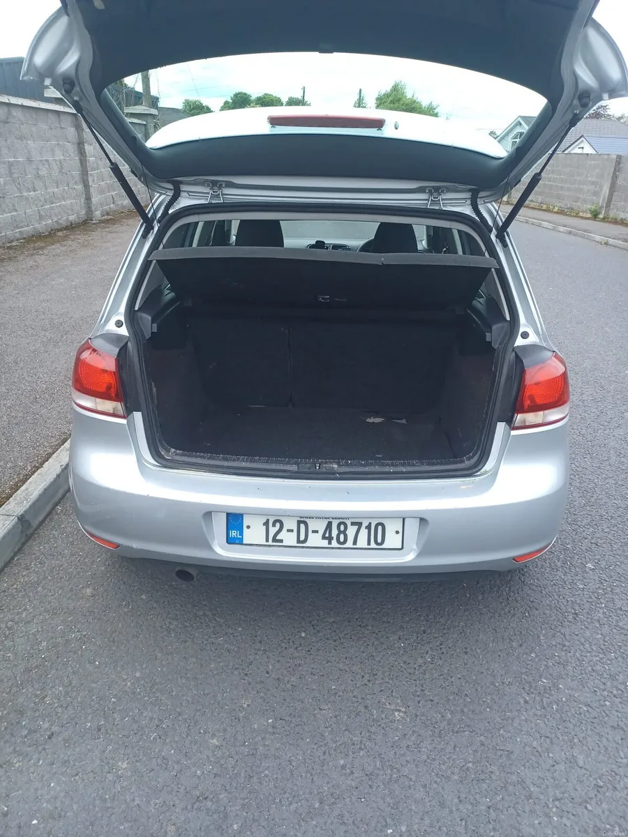 Volkswagen golf - Image 3