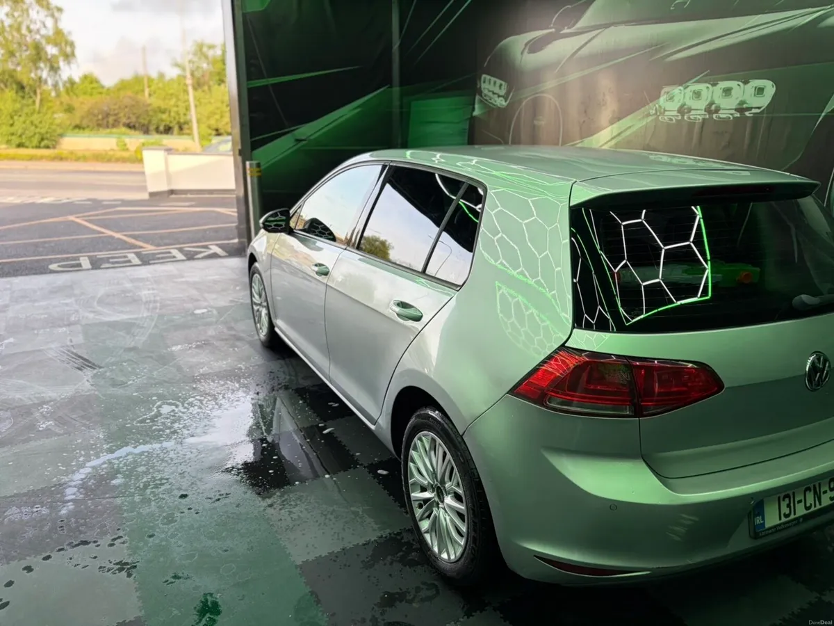 Volkswagen Golf - Image 4