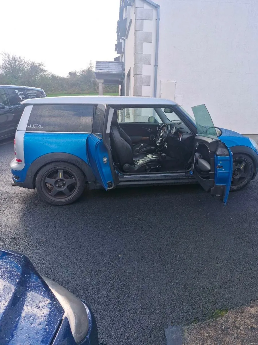 Mini cooper clubman Automatic Taxed 09/26 - Image 1