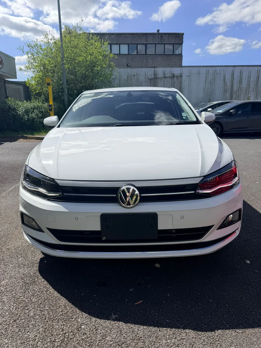 2018 Volkswagen Polo White - Image 1
