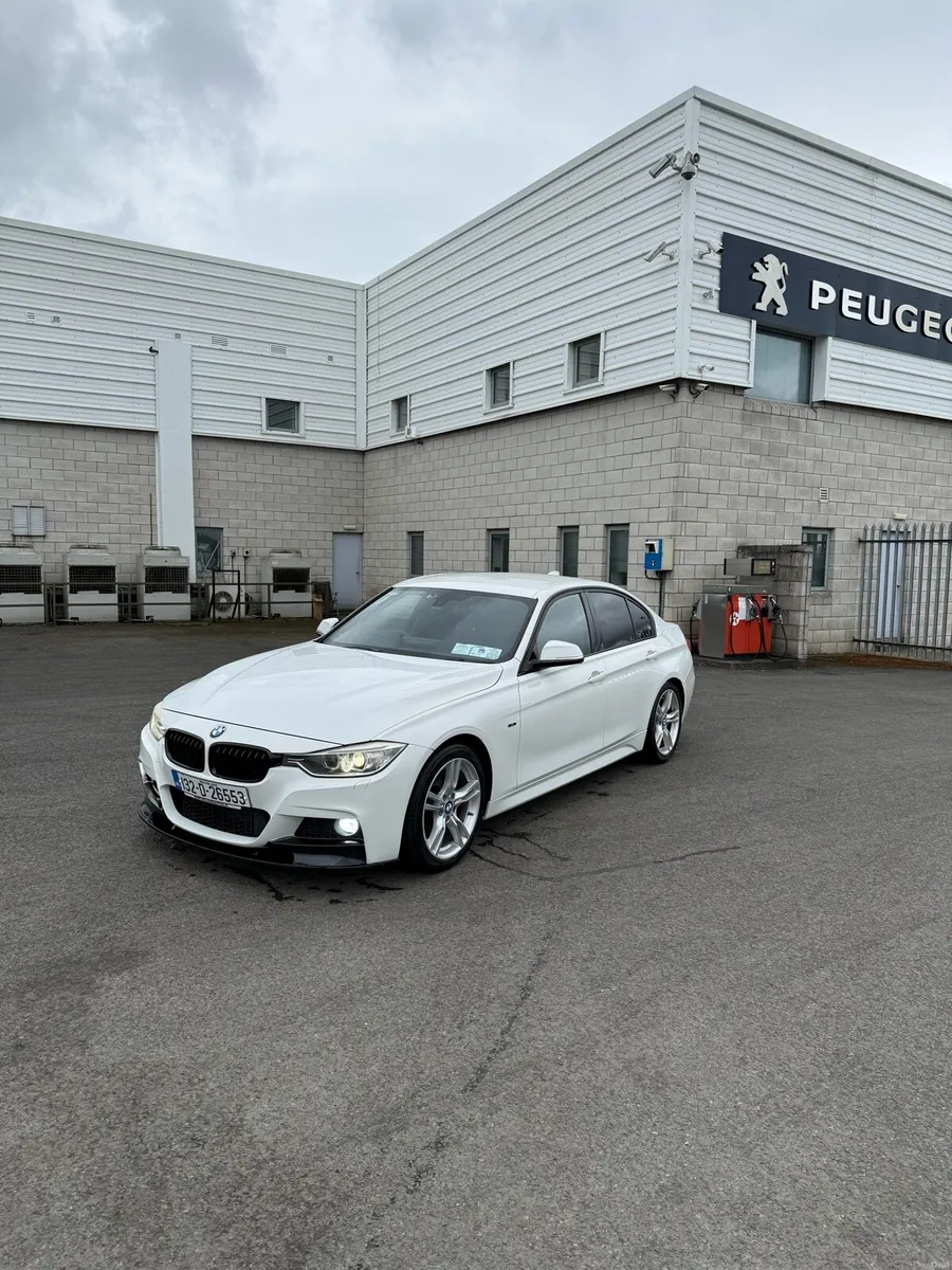 BMW 320D - Image 2