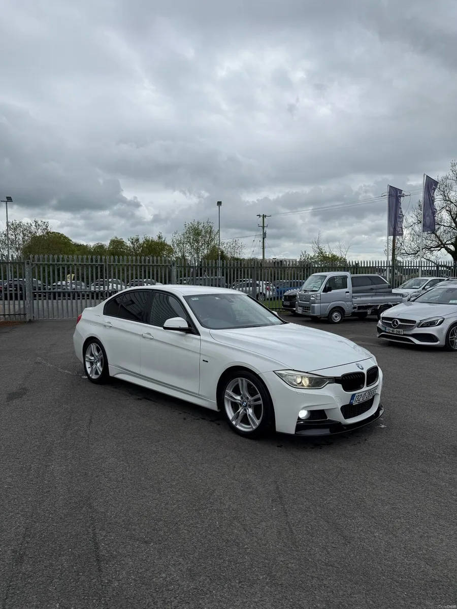 BMW 320D - Image 1