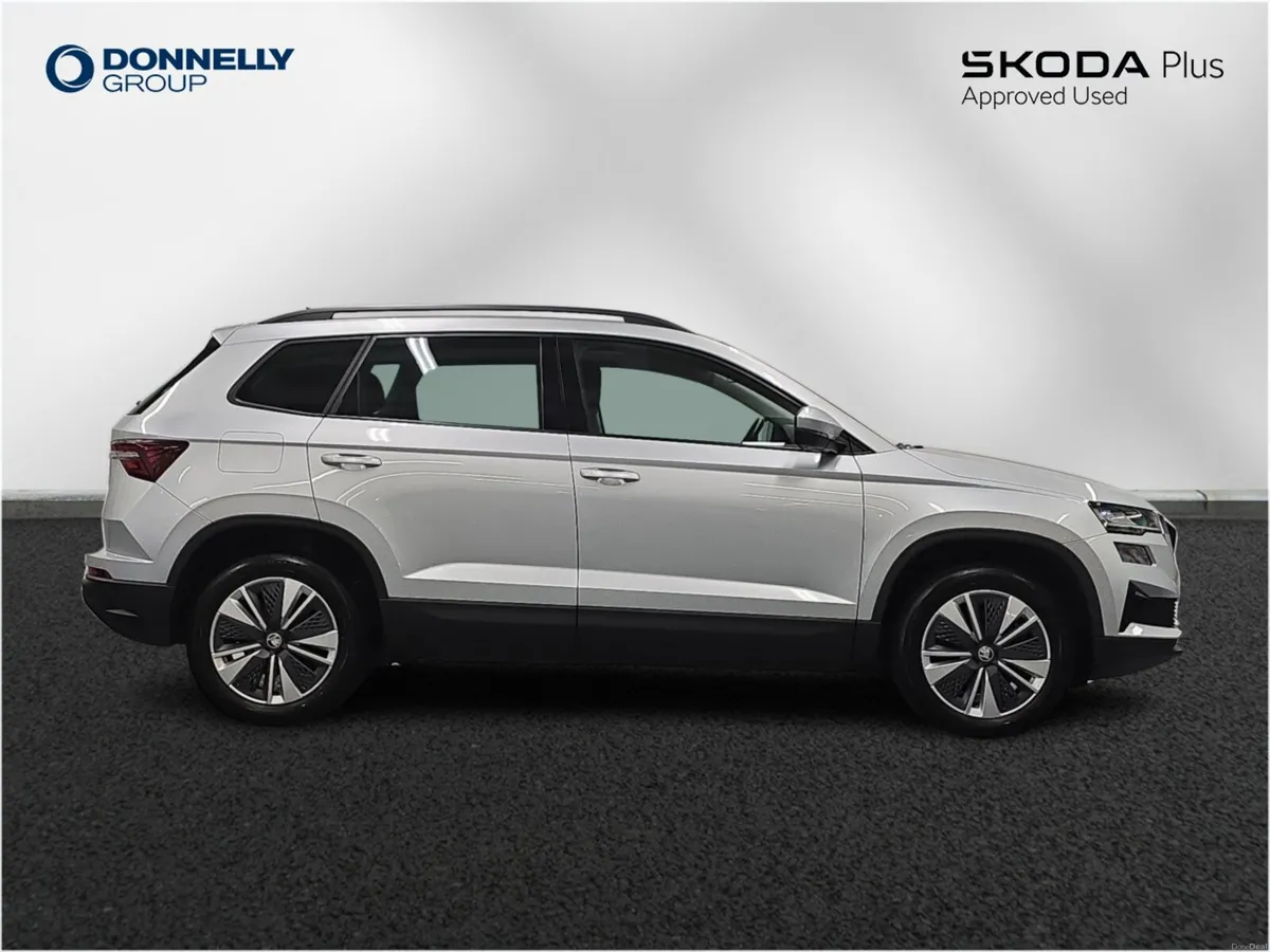Skoda KAROQ Diesel Estate SE Drive - Image 4