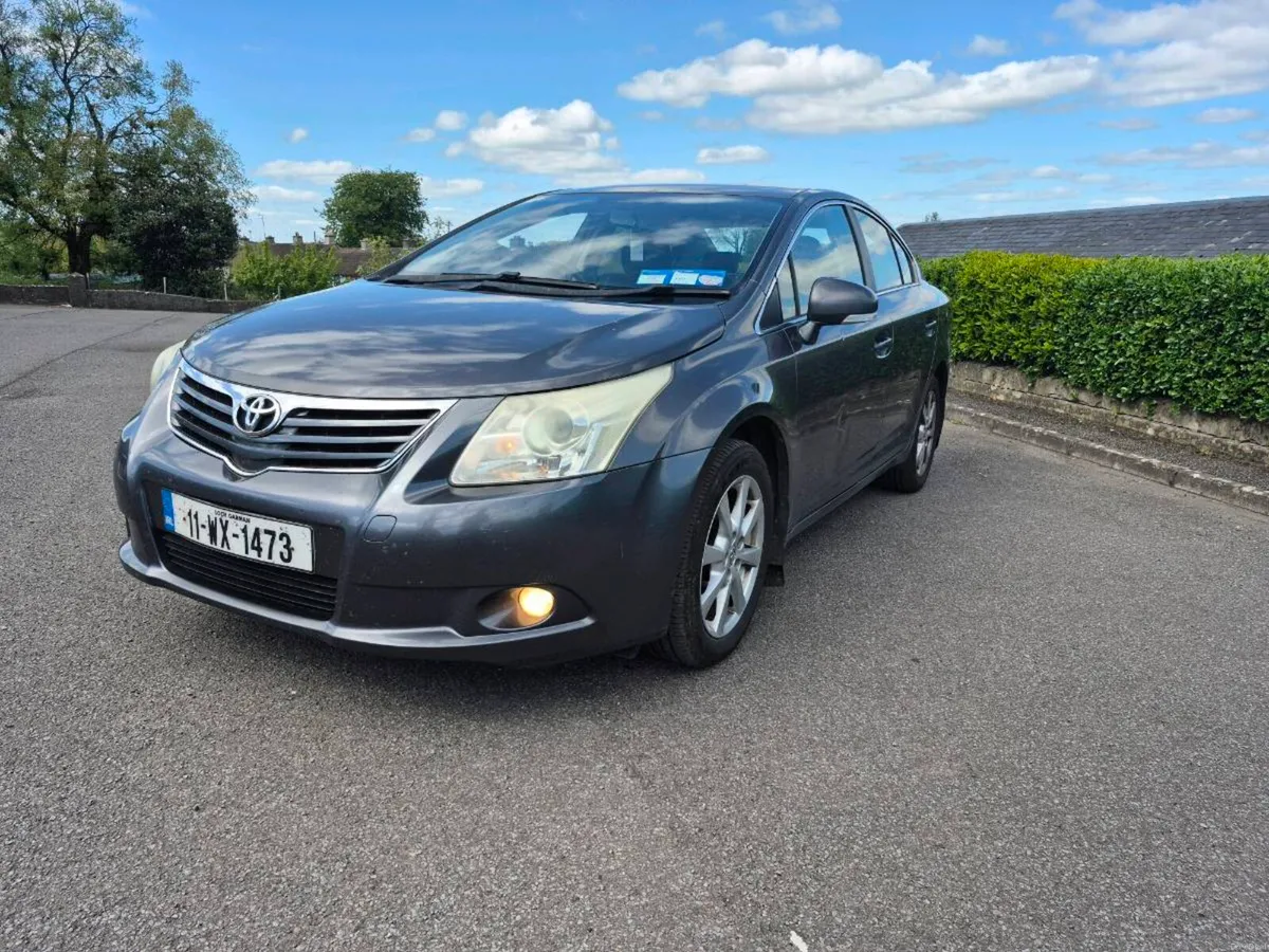 2011 toyota avensis - Image 2