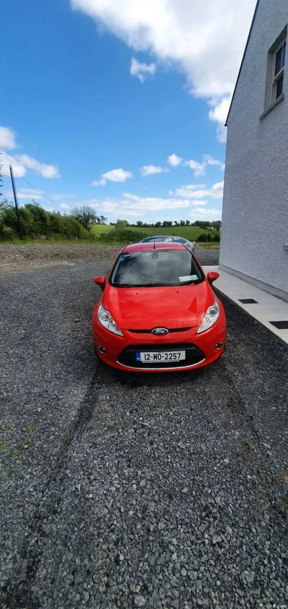 2012 Ford Fiesta - Image 3