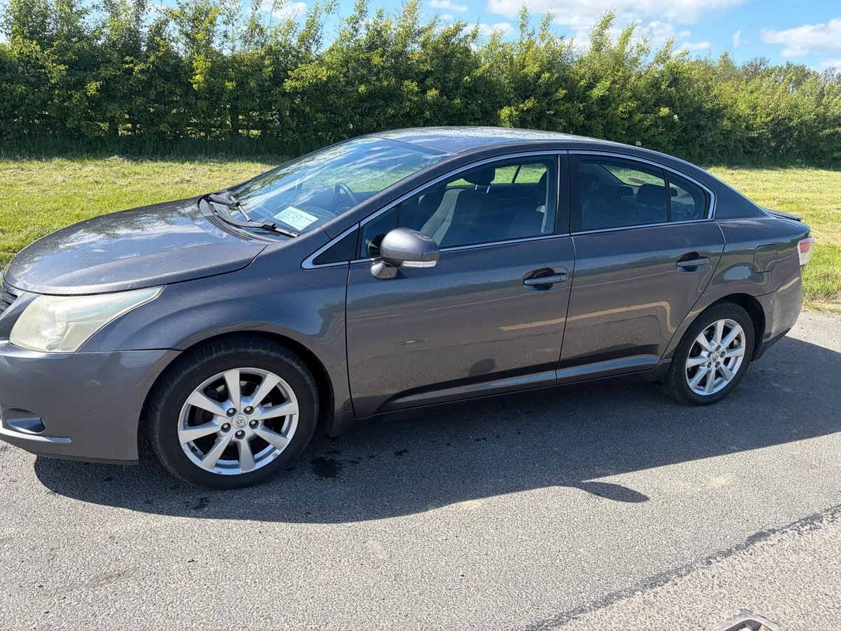 Toyota avensis - Image 3